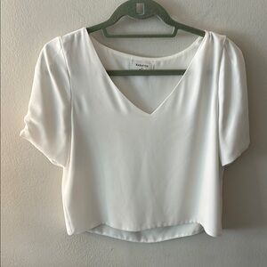 White Cropped Blouse with Short Sleeves